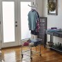 Organizador para lavandería con colgador y ruedas Household Essentials
