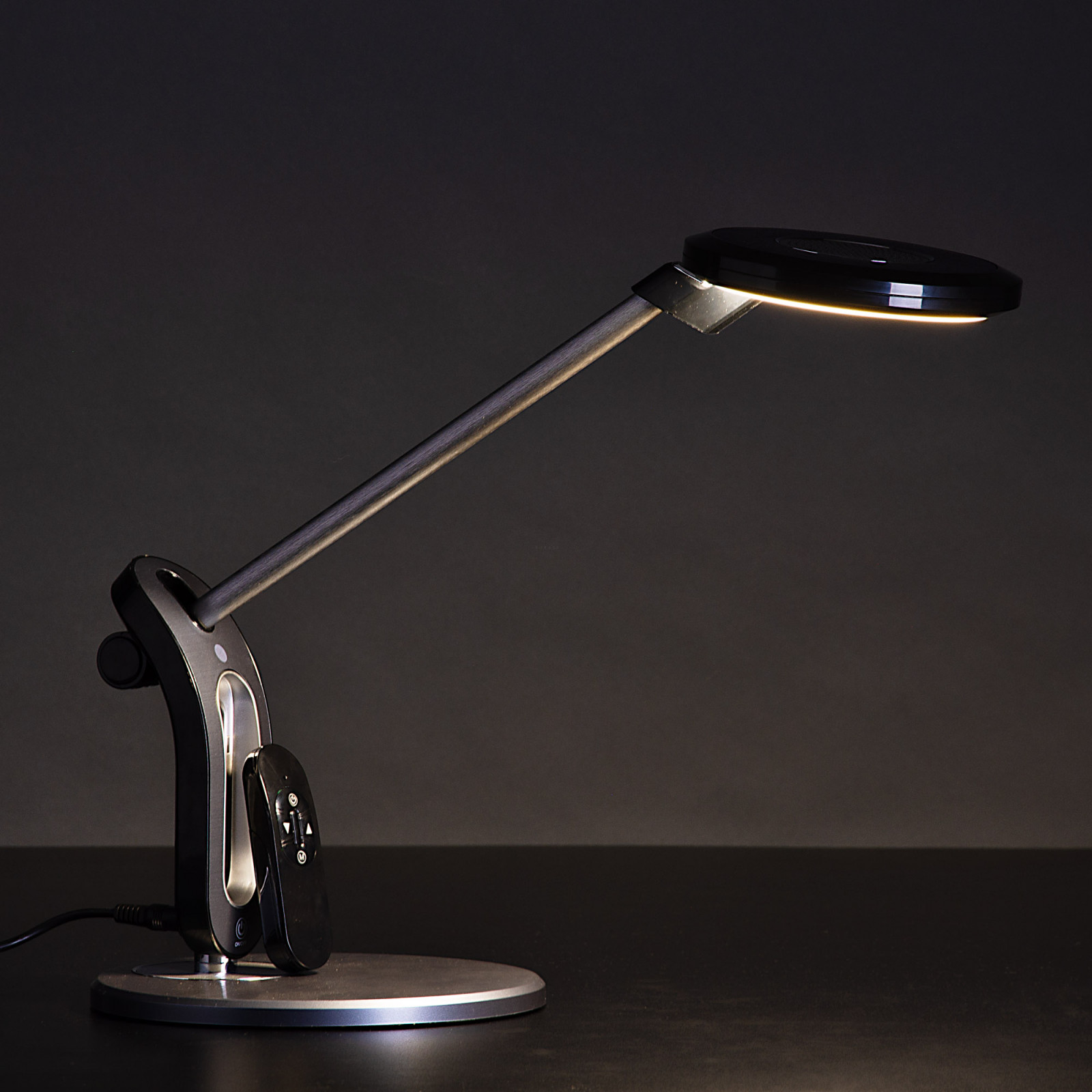 Lámparas LED de escritorio para monitor regulables a buen precio