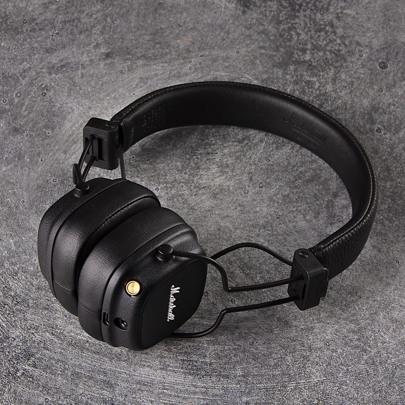 Marshall Audífonos On Ear 80H / Carga inalámbrica / Bluetooth / Plegables Major IV