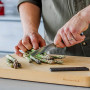 KitchenAid Cuchillo 11cm de Acero Inoxidable con Protector y Mango Negro Utility